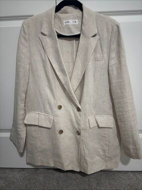 Double-Breasted Cream Linen Blazer